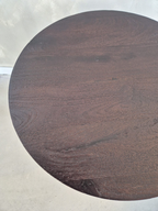 Tafel Japi Donkerbruin – Minimalisme ontmoet functionaliteit.