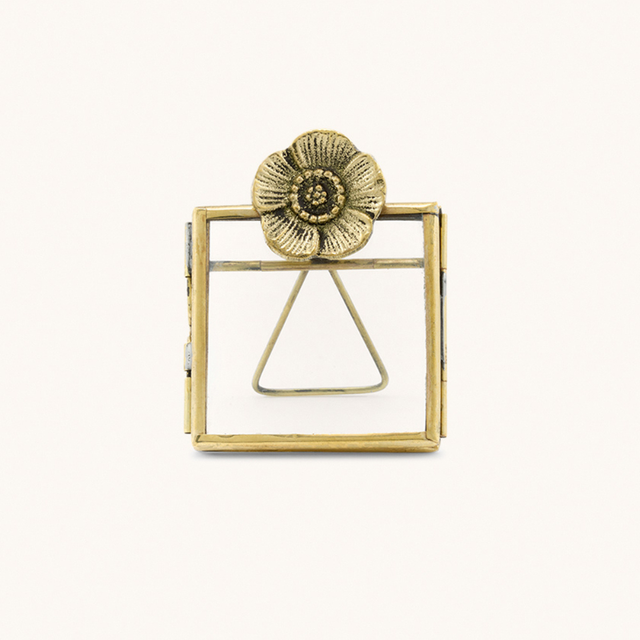 Doing goods frame flower S