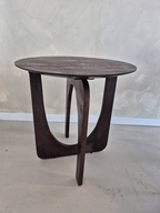 Tafel Japi Donkerbruin – Minimalisme ontmoet functionaliteit.