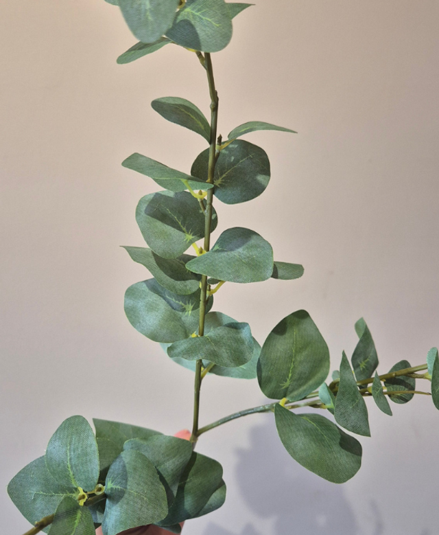 Kunsttak Eucalyptus Groen | Natuurlijke Basis voor een Zijden Bloemen Boeket