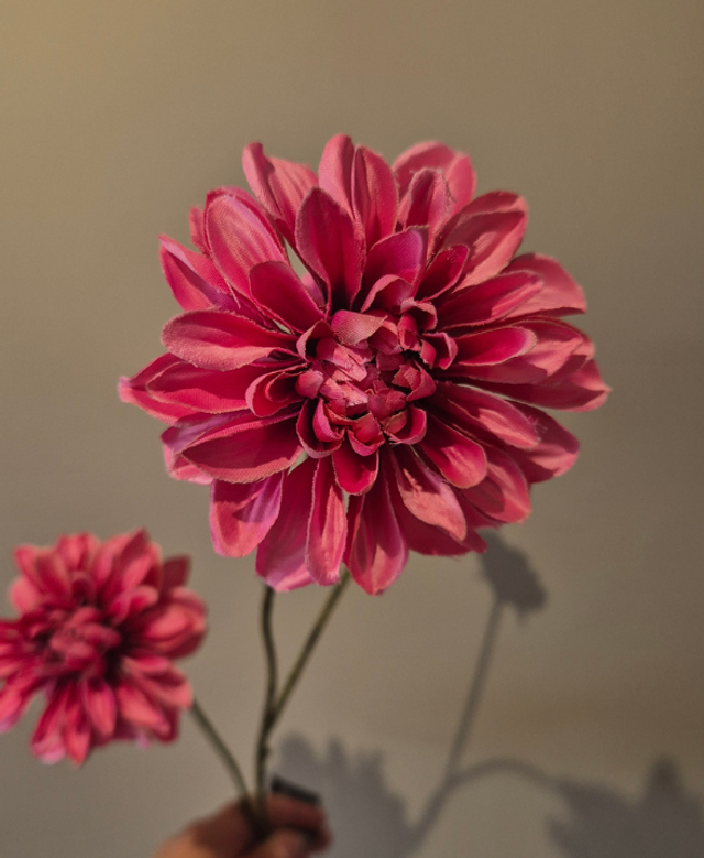 Bloem Zijden Dahlia Fuchsia | Roze Zijden Bloem voor een Kleurrijk Boeket