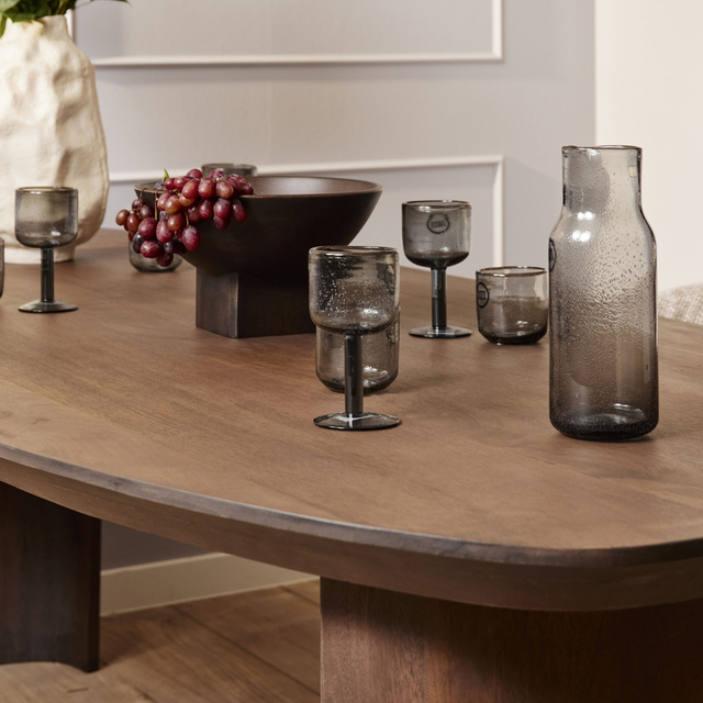 Eetkamertafel Maré – Massief mangohout met karakter.