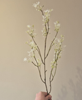 Bloem Zijden Wit Lente-ui – Breng een frisse en pure uitstraling in huis.