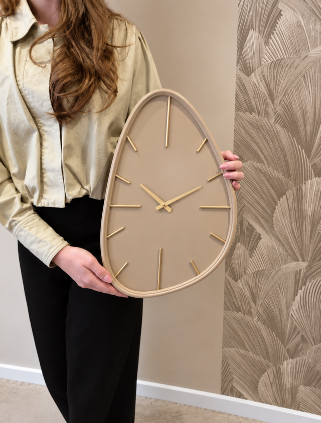 Wandklok organisch beige S